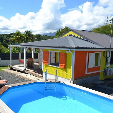 Mini-Villa Entre Montagne Et Mer Goyave Exterior photo